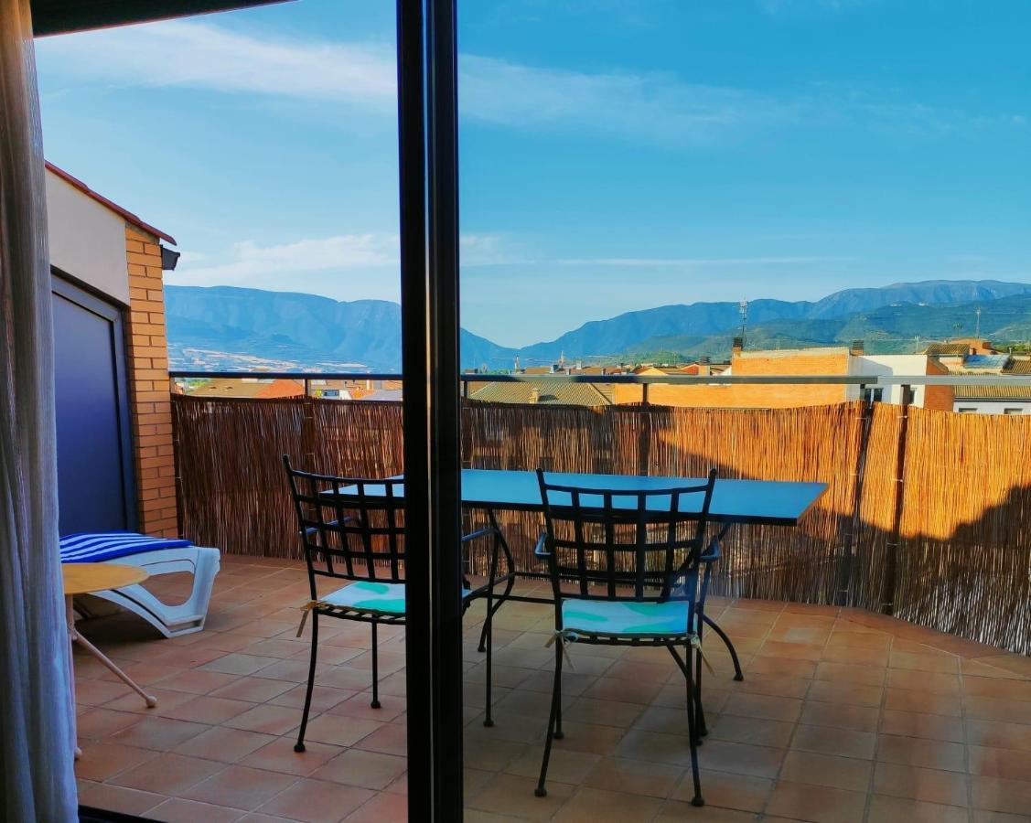 Acogedor Atico Duplex En Tremp Apartment Exterior foto