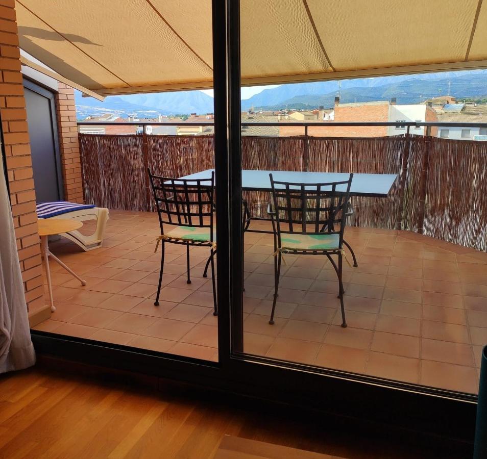 Acogedor Atico Duplex En Tremp Apartment Exterior foto