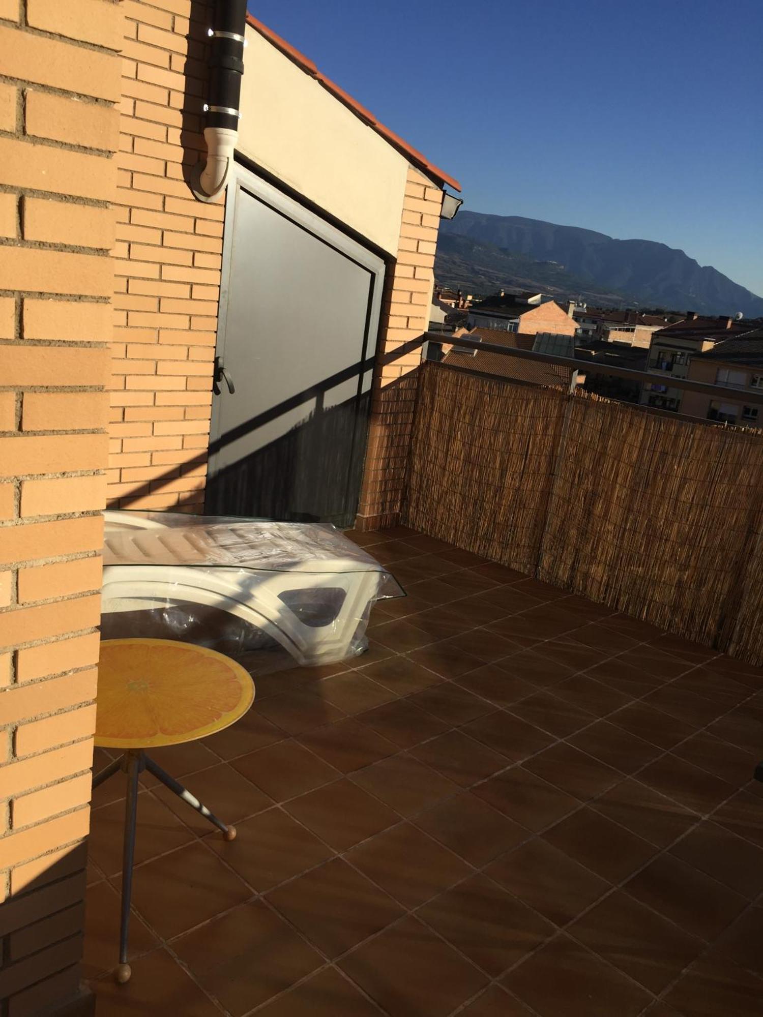 Acogedor Atico Duplex En Tremp Apartment Exterior foto
